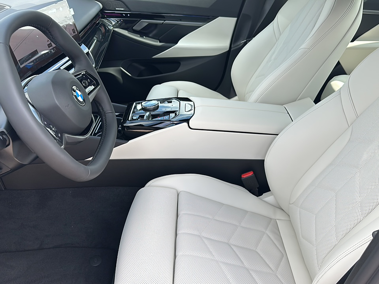 2025 Bmw 530i photo 3