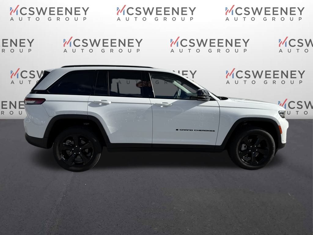 2023 Jeep Grand Cherokee Limited photo 4