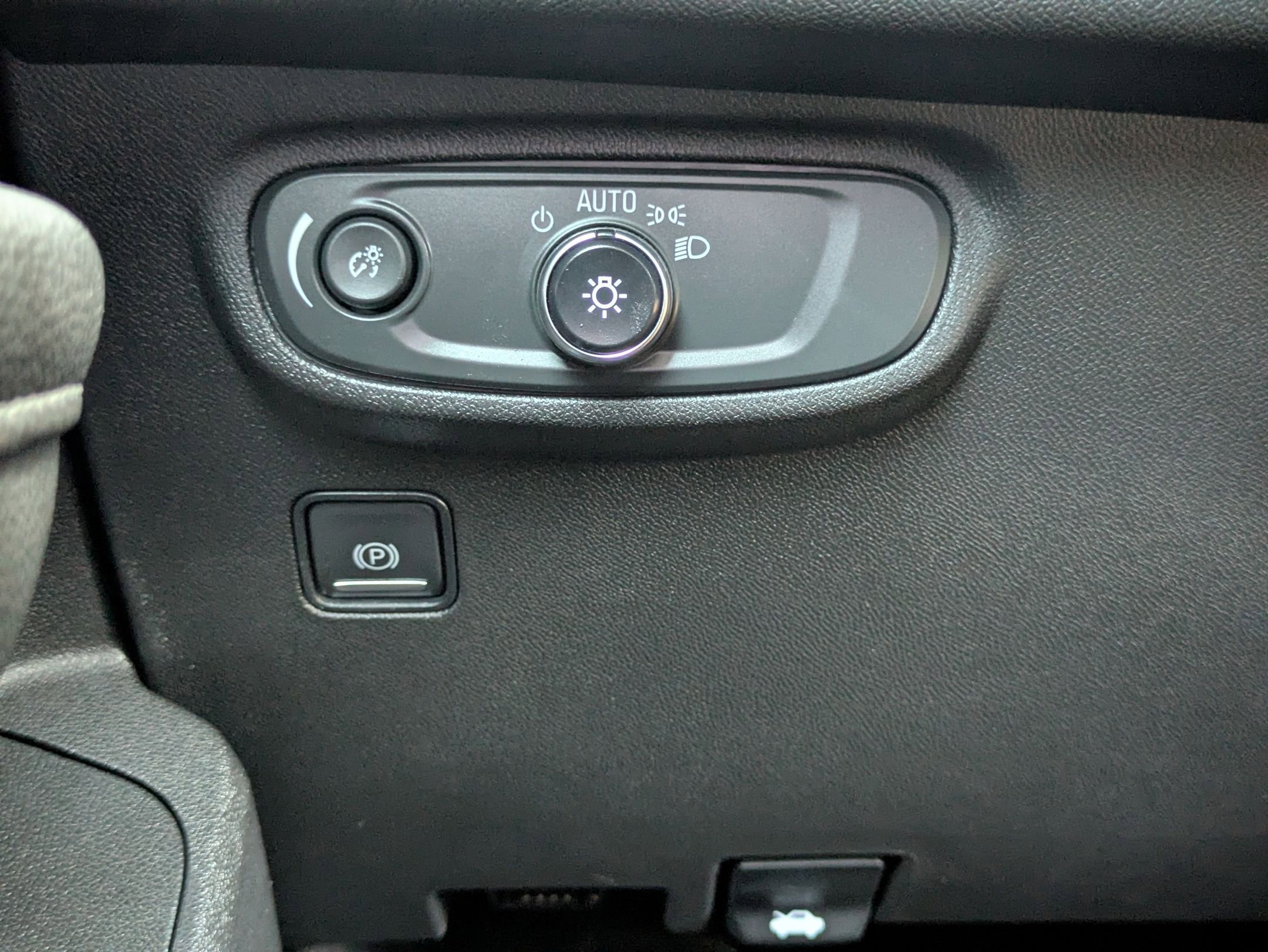 2022 Gmc Terrain SLE photo 18