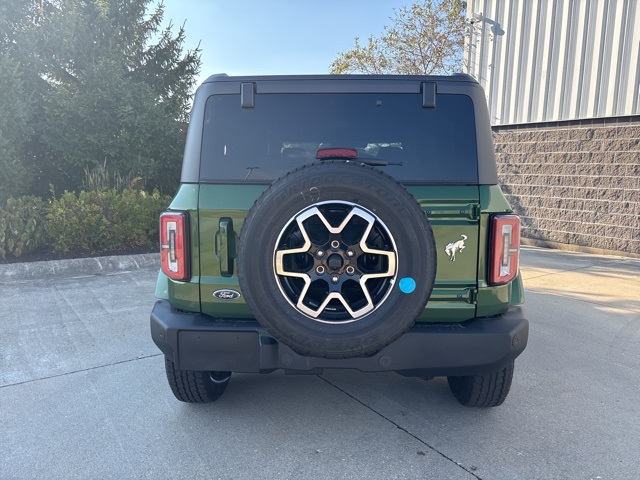 2025 Ford Bronco Outer Banks photo 5