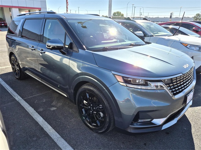 2024 Kia Carnival SX Prestige's photo