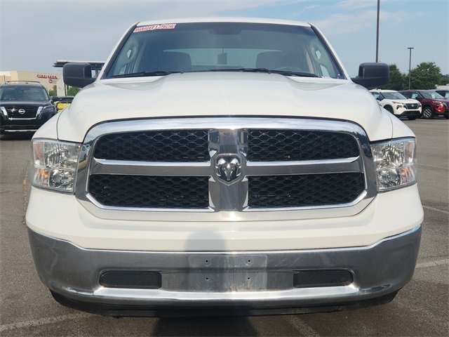 2022 Ram 1500 Classic SLT photo 8