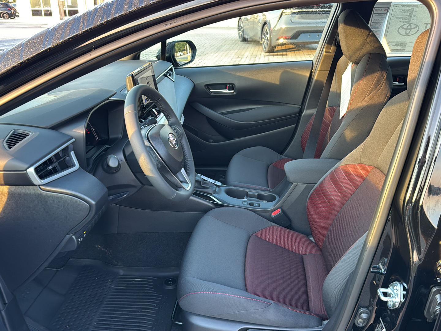 2026 Toyota Corolla SE photo 8