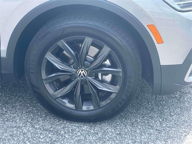 2024 Volkswagen Tiguan SE Wolfsburg Edition photo 7