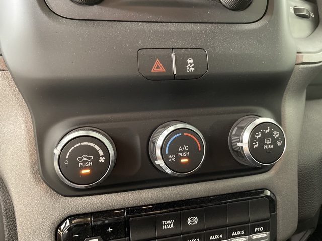 2024 Ram 5500 Tradesman photo 16