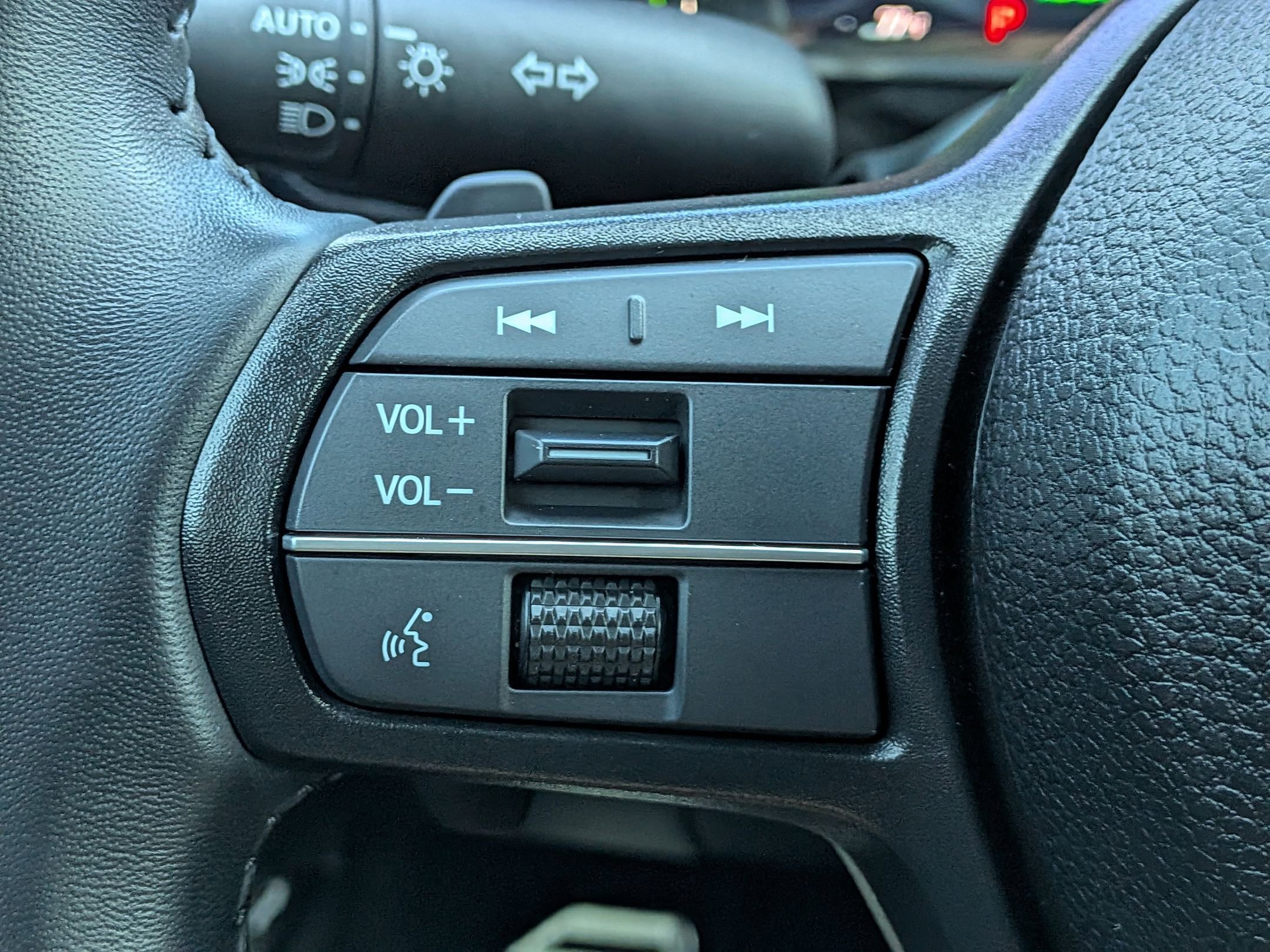 2024 Honda Accord Hybrid Sport-L photo 13
