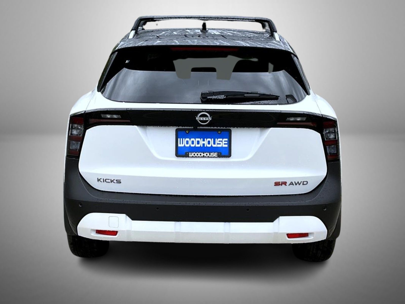 2026 Nissan Kicks SR photo 3