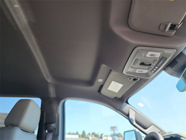 2025 Chevrolet Silverado 2500HD LT photo 14