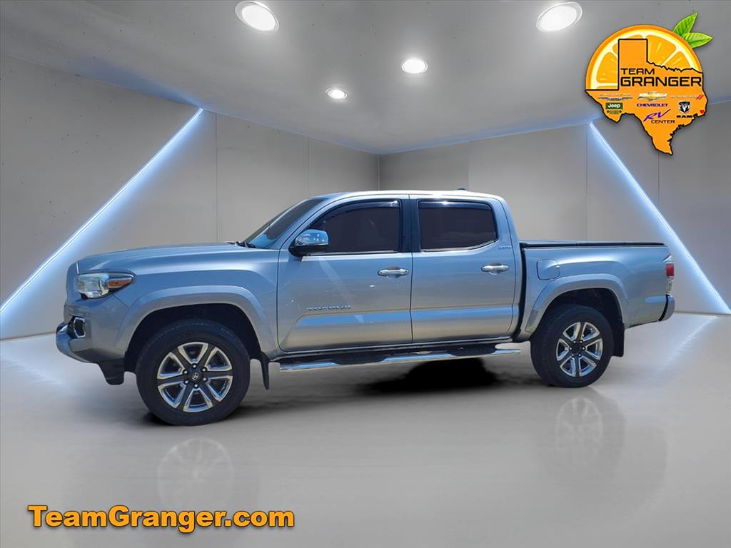 2017 Toyota Tacoma Limited V6 photo 4
