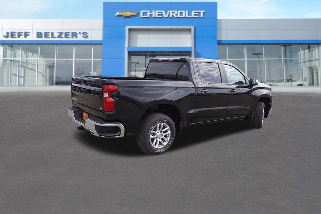 2025 Chevrolet Silverado 1500 LT Z71 photo 3