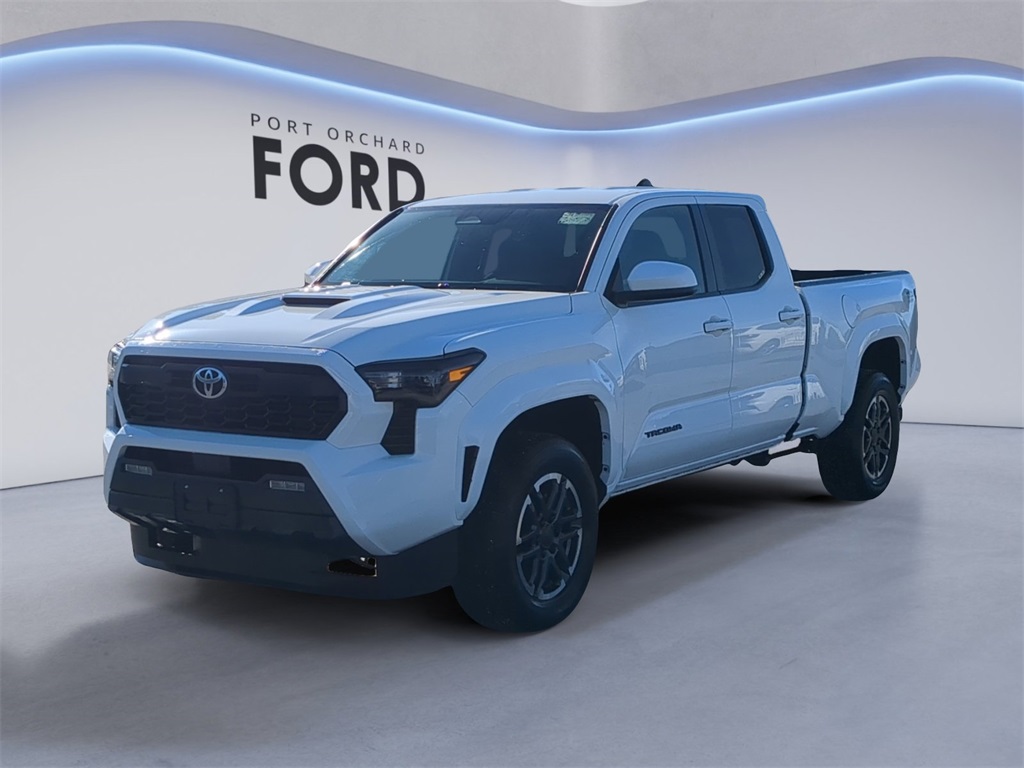 2024 Toyota Tacoma TRD Sport's photo