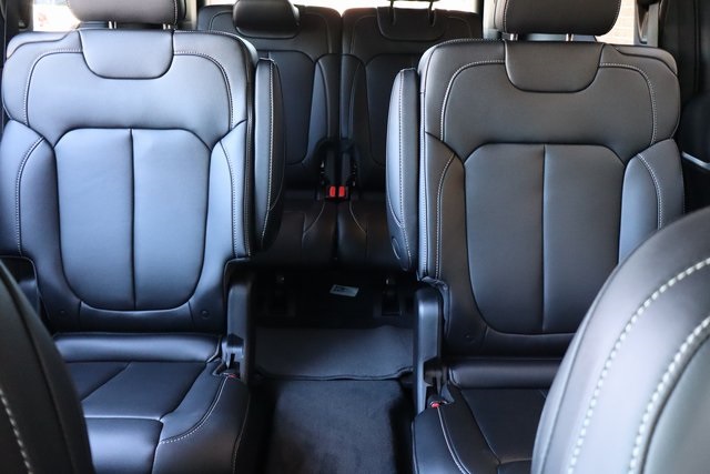 2025 Jeep Grand Cherokee Limited photo 33