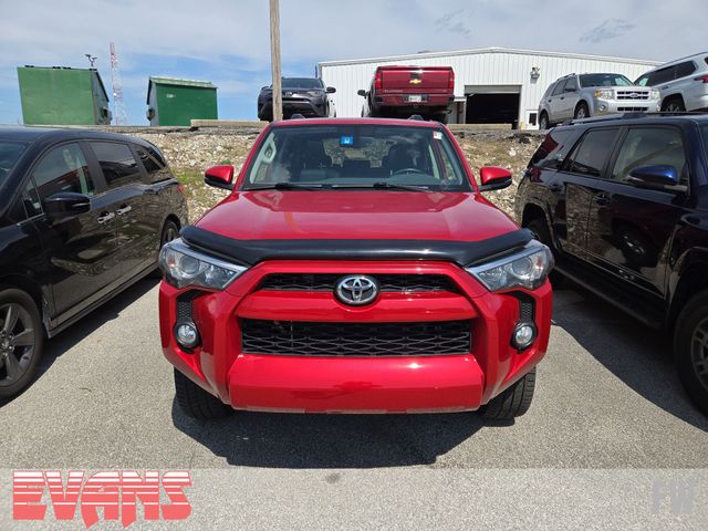 2019 Toyota 4Runner TRD Off-Road Premium photo 2