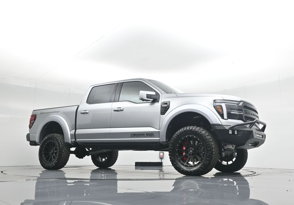 2025 Ford F-150 Lariat photo 2
