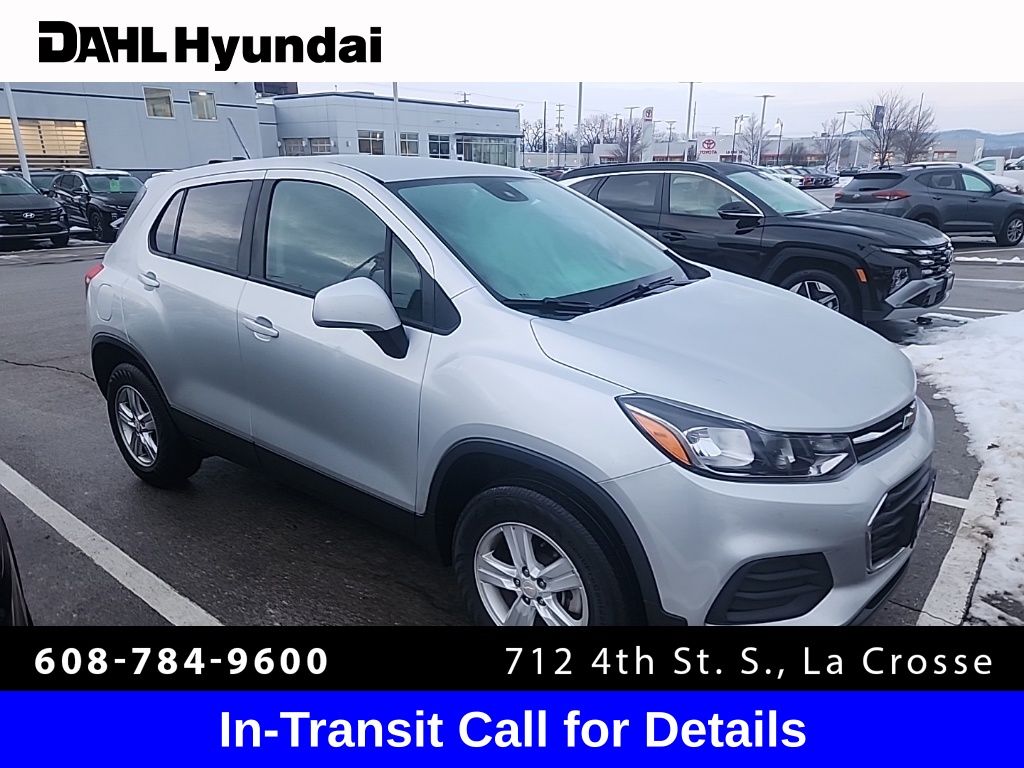 2021 Chevrolet Trax LS's photo