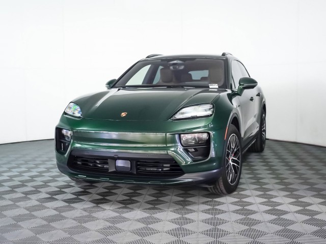 Certified Pre-Owned 2025 Porsche Macan Electric 4S With Navigation & AWD
