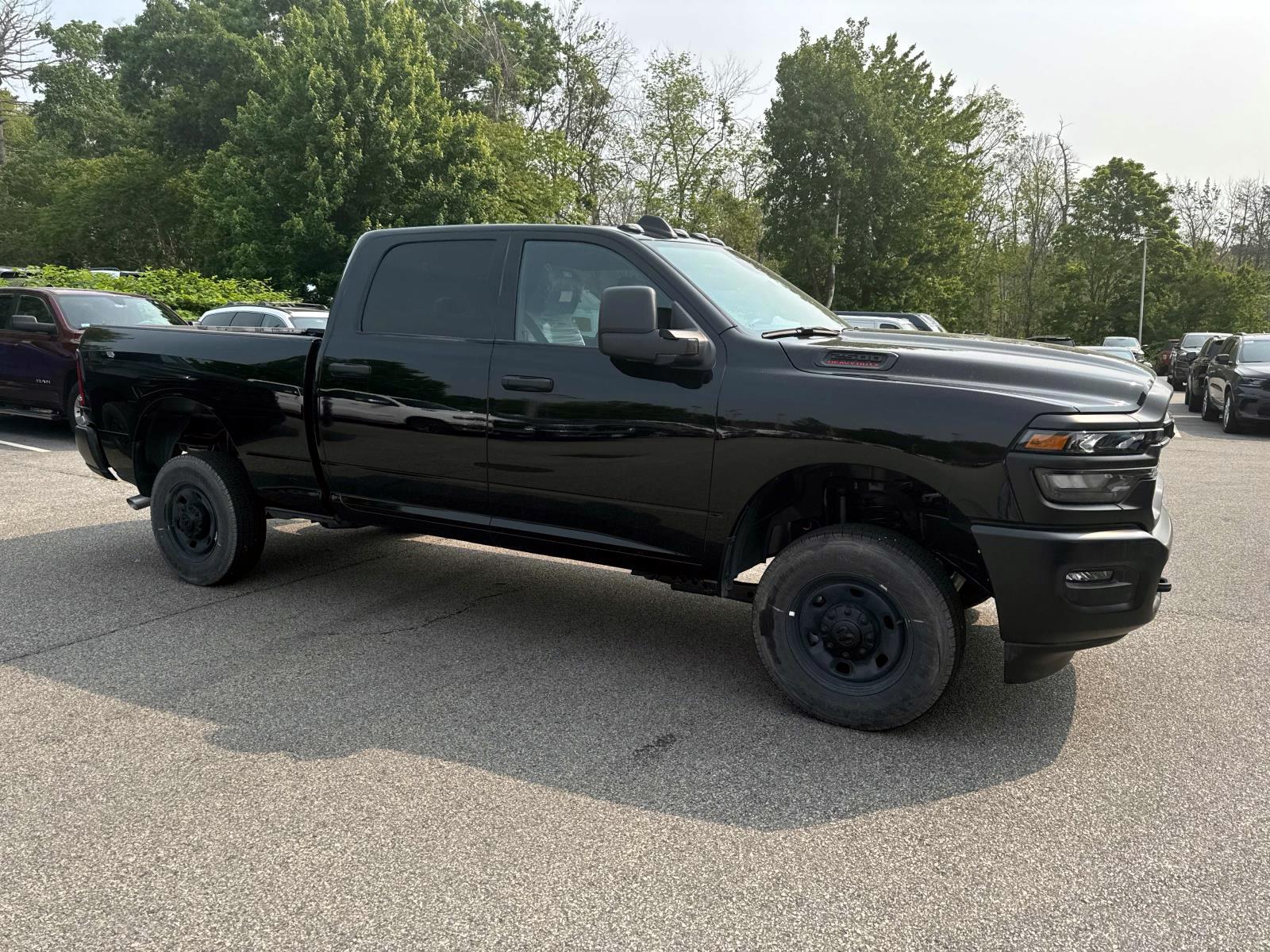 2025 Ram 2500 Tradesman photo 4