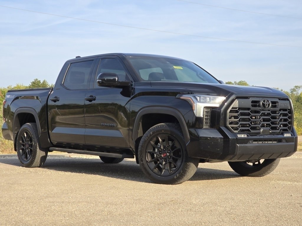 2025 Toyota Tundra Limited Platinum photo 2