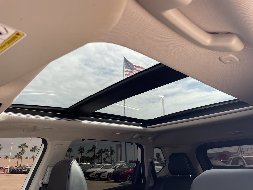 2023 Nissan Rogue SV photo 14