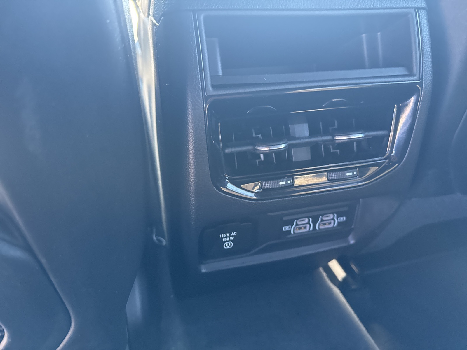 2022 Jeep Grand Cherokee Altitude photo 14