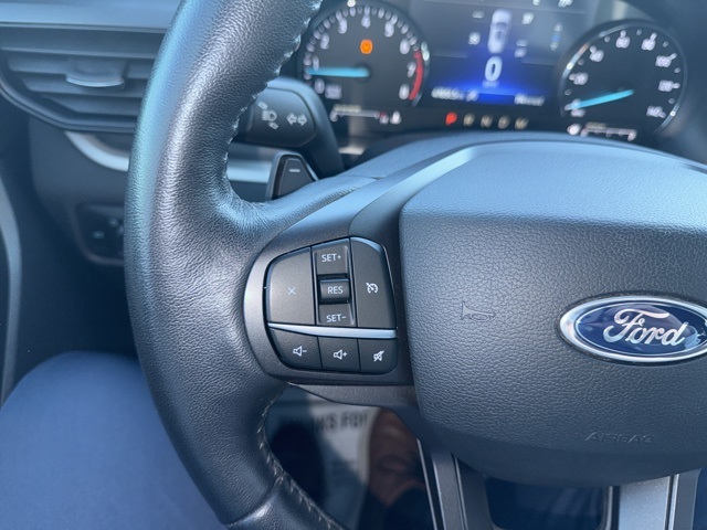 2020 Ford Explorer XLT photo 16