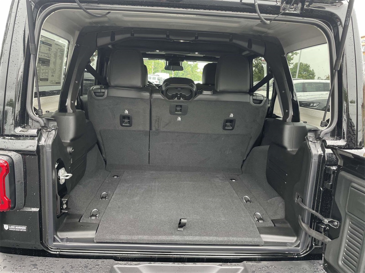 2025 Jeep Wrangler Rubicon photo 28
