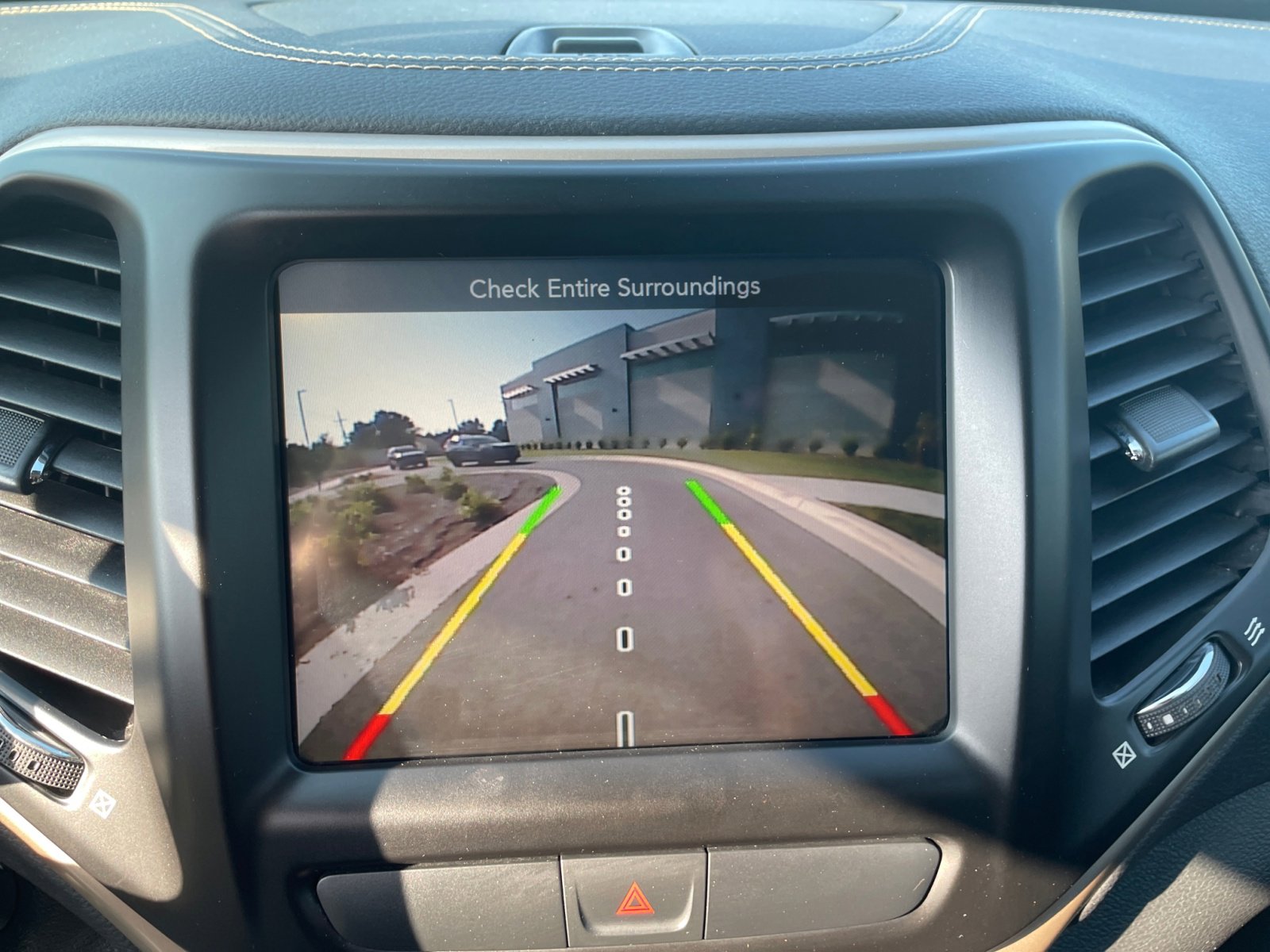 2016 Jeep Cherokee Latitude photo 21