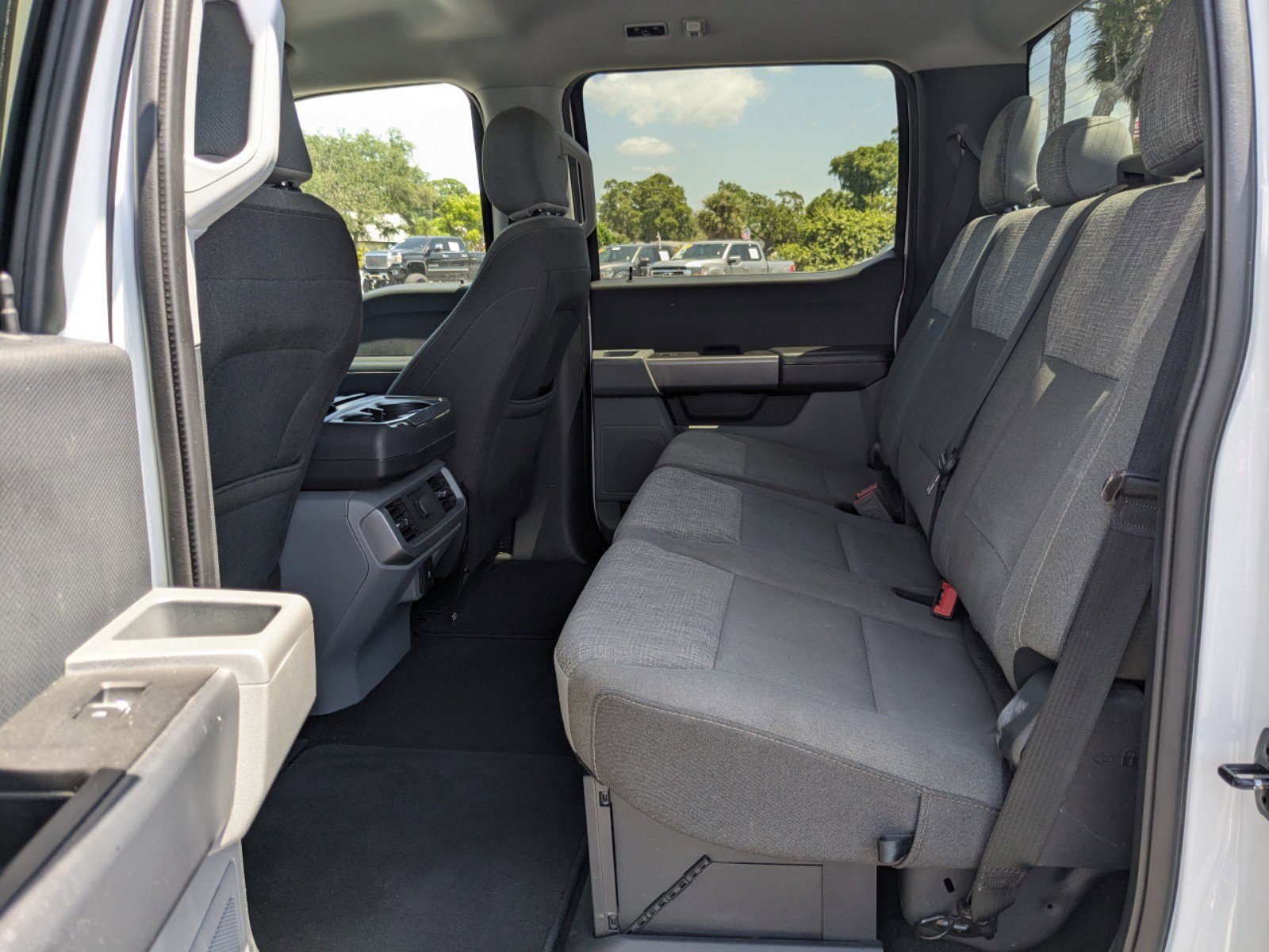 2022 Ford F-150 XLT photo 13