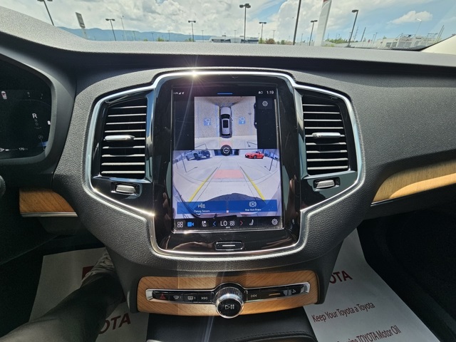 2024 Volvo XC90 B5 Plus photo 13