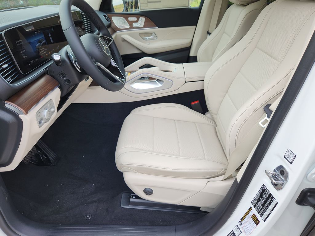 2026 Mercedes Benz GLE 450 4MATIC photo 9