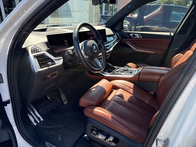 2023 Bmw X7 M 60i photo 2