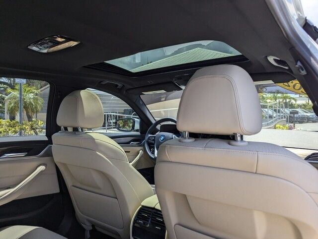 2023 Bmw 530e 5-Series photo 25