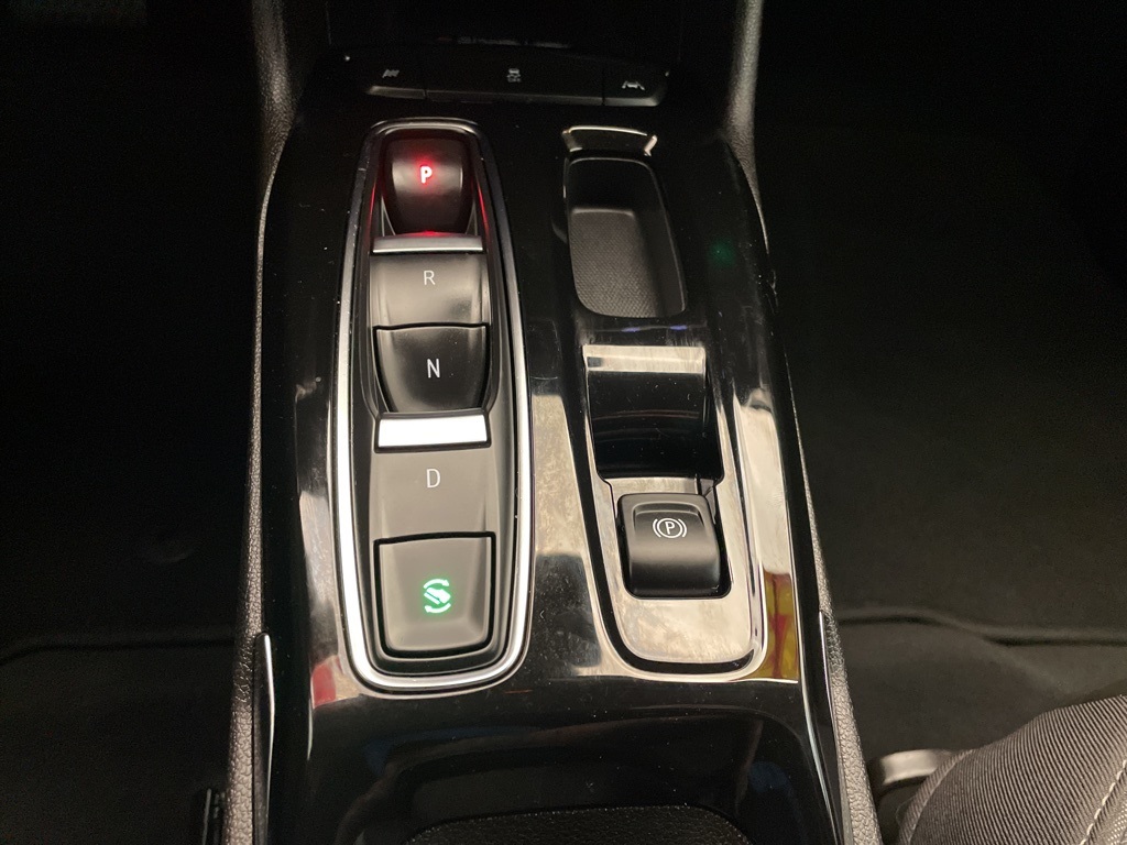 2023 Chevrolet Bolt EUV Premier photo 13