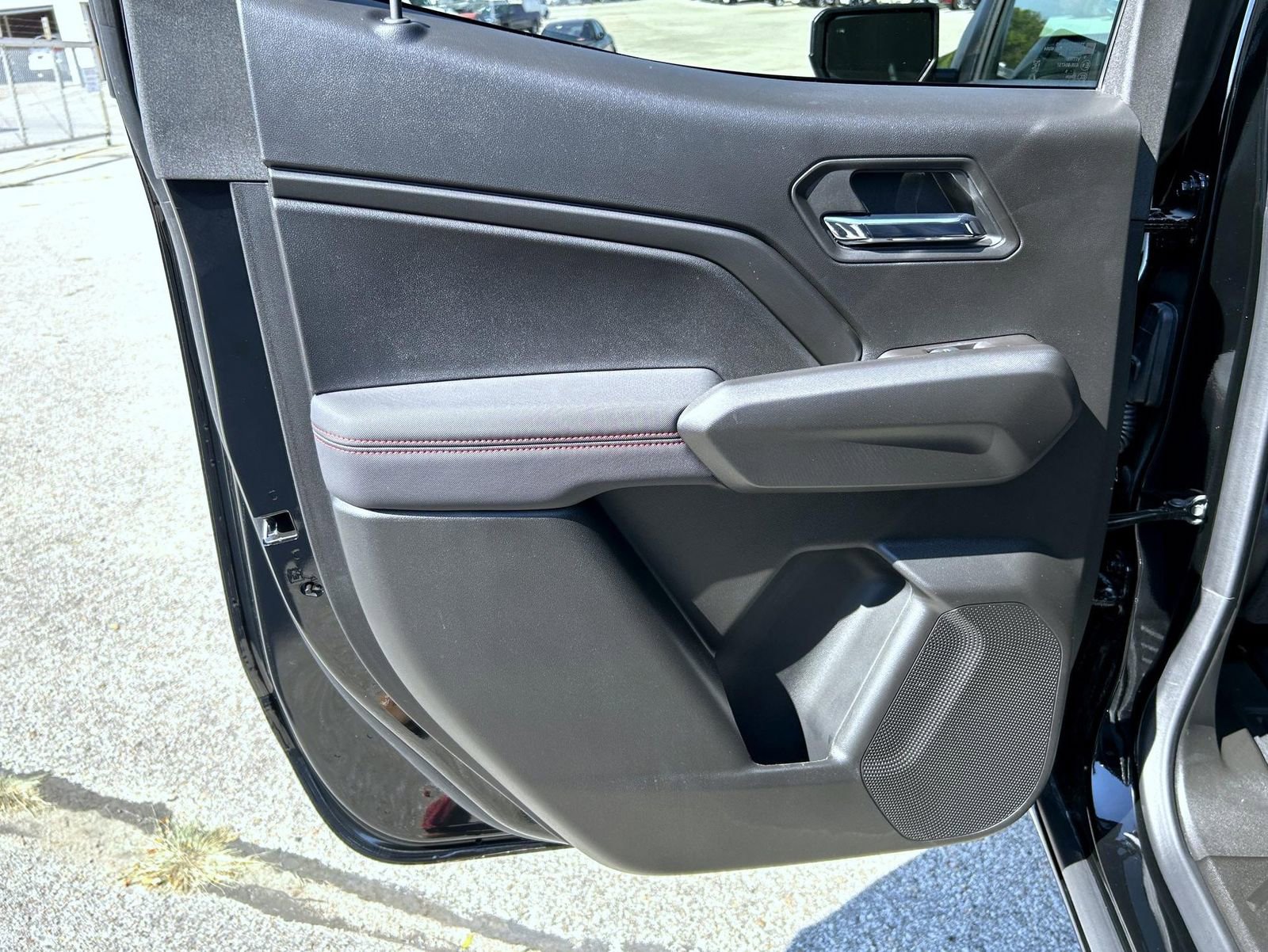 2026 Chevrolet Colorado Z71 photo 17