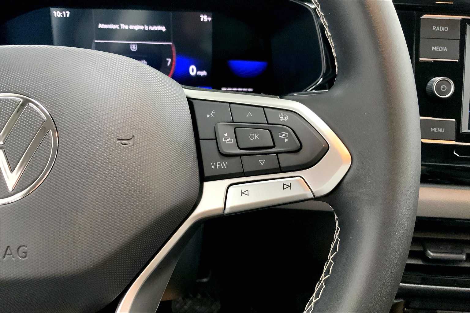2023 Volkswagen Taos S photo 18