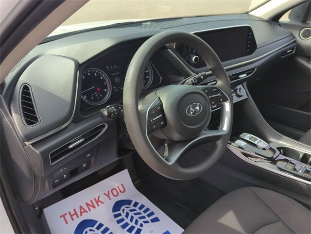 2023 Hyundai Sonata SEL photo 2