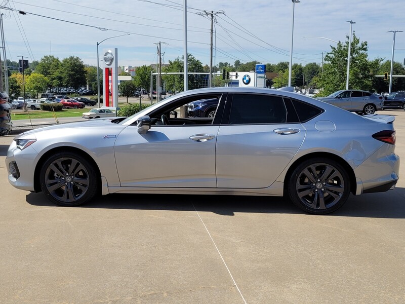 2023 Acura TLX SH-AWD A-Spec photo 4
