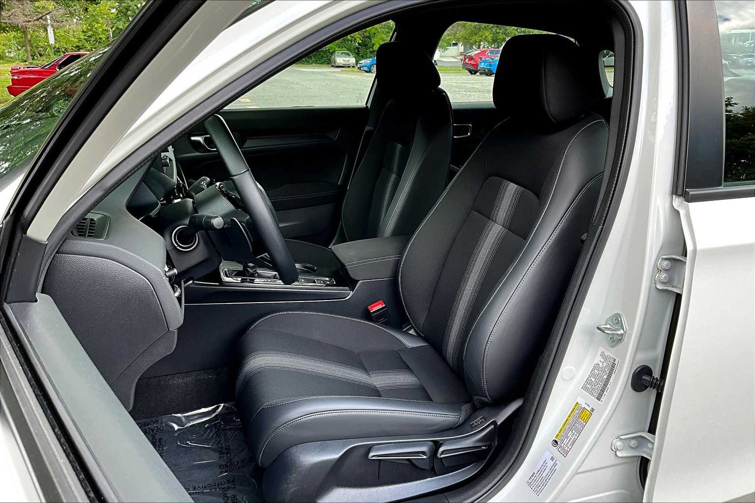 2023 Honda Civic Sport photo 7