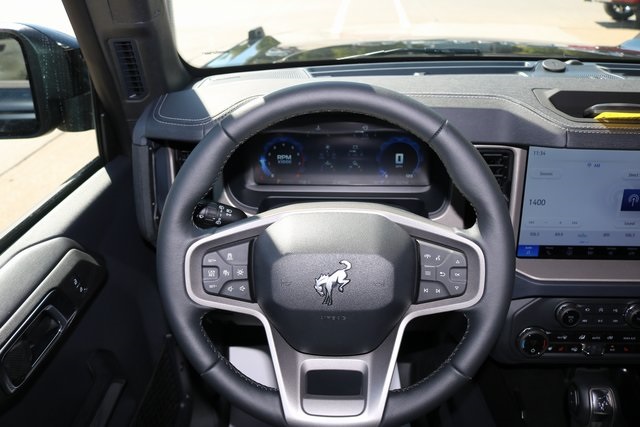2025 Ford Bronco Outer Banks photo 9