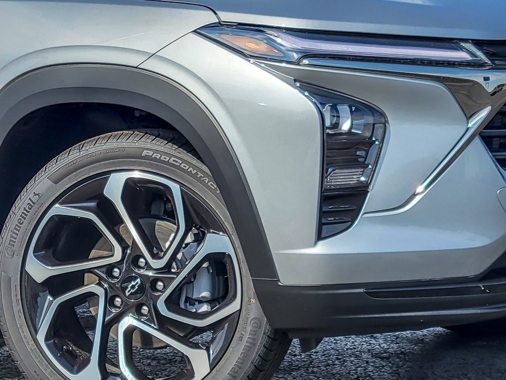 2026 Chevrolet Trax photo 2