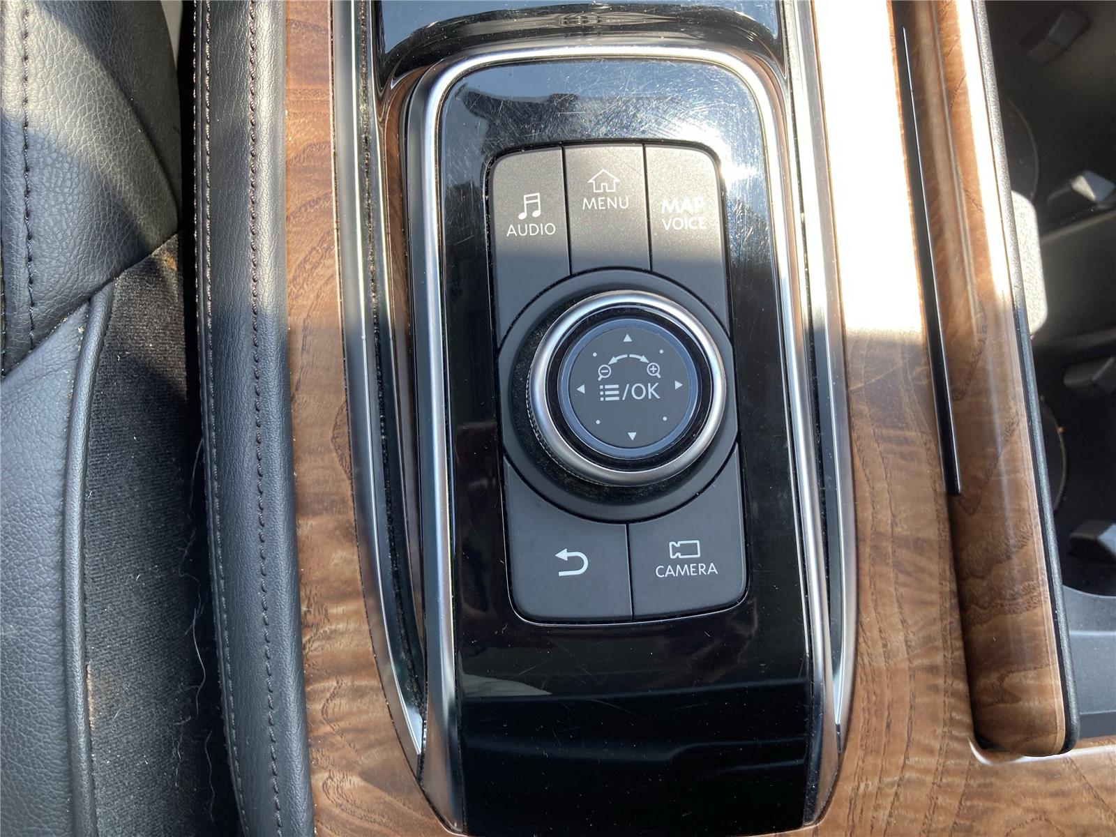 2023 Nissan Armada SL photo 15