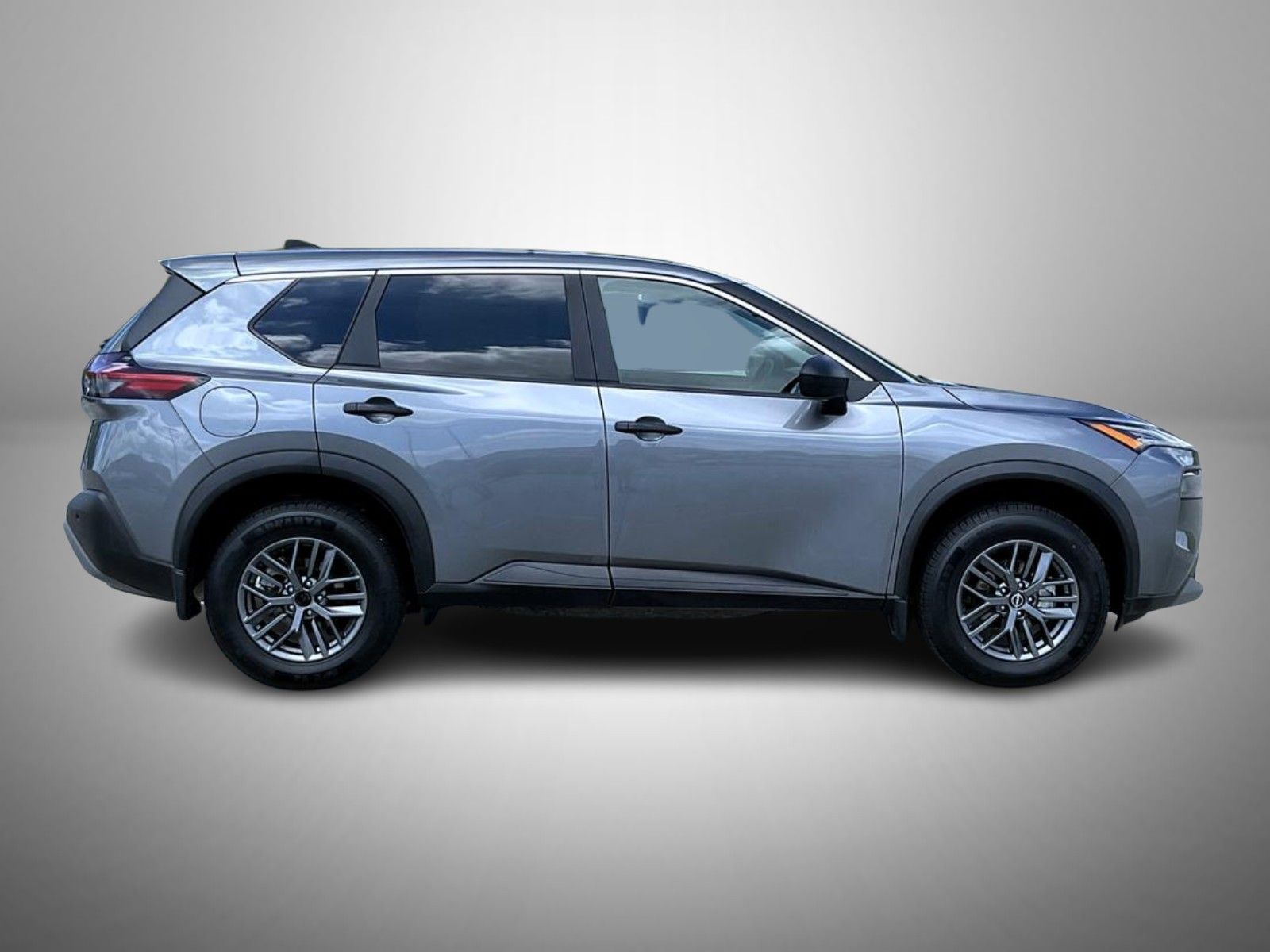 2023 Nissan Rogue S photo 4