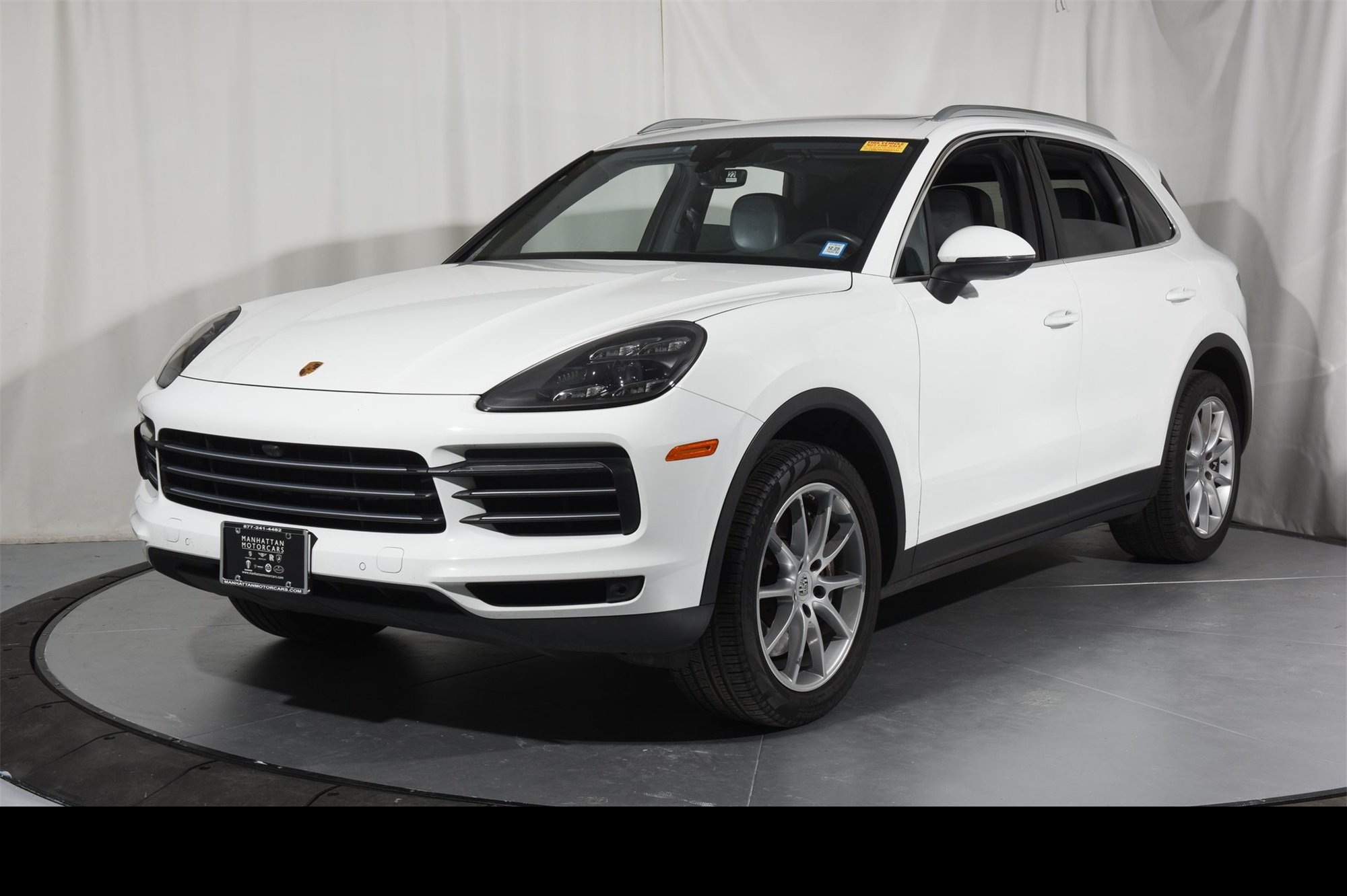 Certified Used 2021 White Porsche  image 1