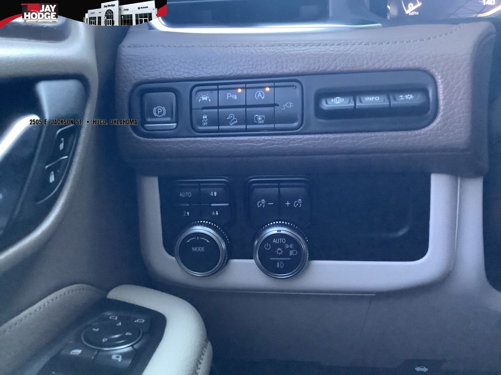 2022 Gmc Yukon XL Denali photo 6