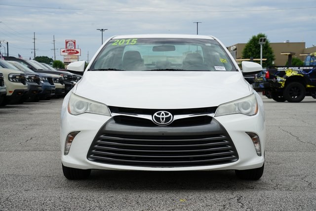 2015 Toyota Camry Base photo 2