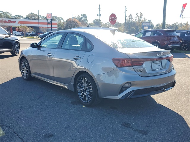 2023 Kia Forte GT-Line photo 4