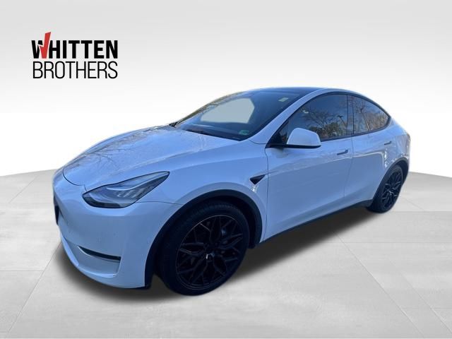 2022 Tesla Model Y Long Range's photo