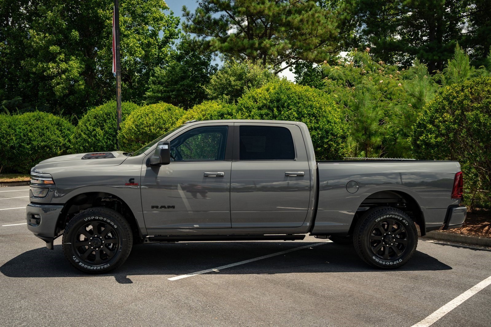 2025 Ram 2500 Laramie photo 3