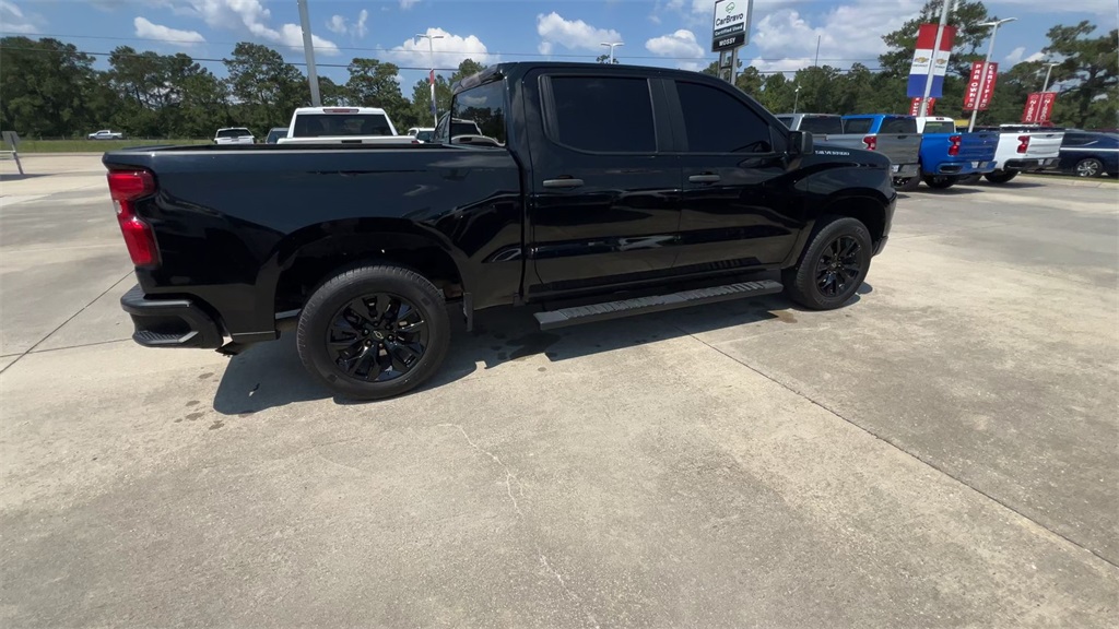 2023 Chevrolet Silverado 1500 Custom photo 9