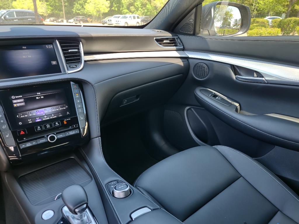 2021 Infiniti QX50 Luxe photo 22